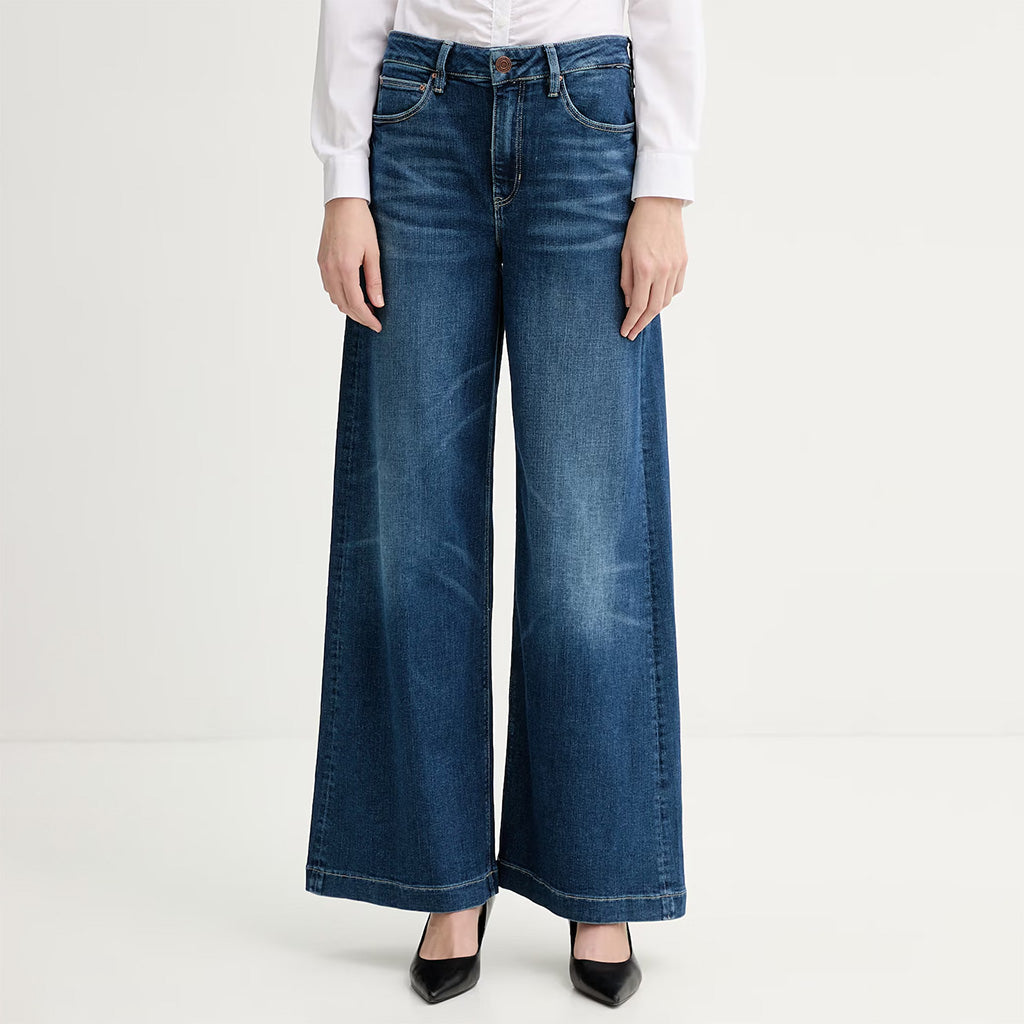 AI Virtual Try-On Jeans Demo for Shopify